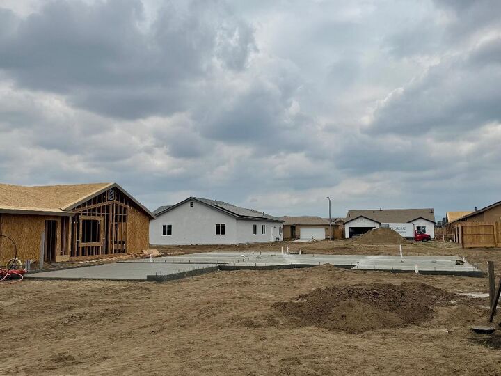 1174 S Ohio Place W  Porterville CA 93257 photo