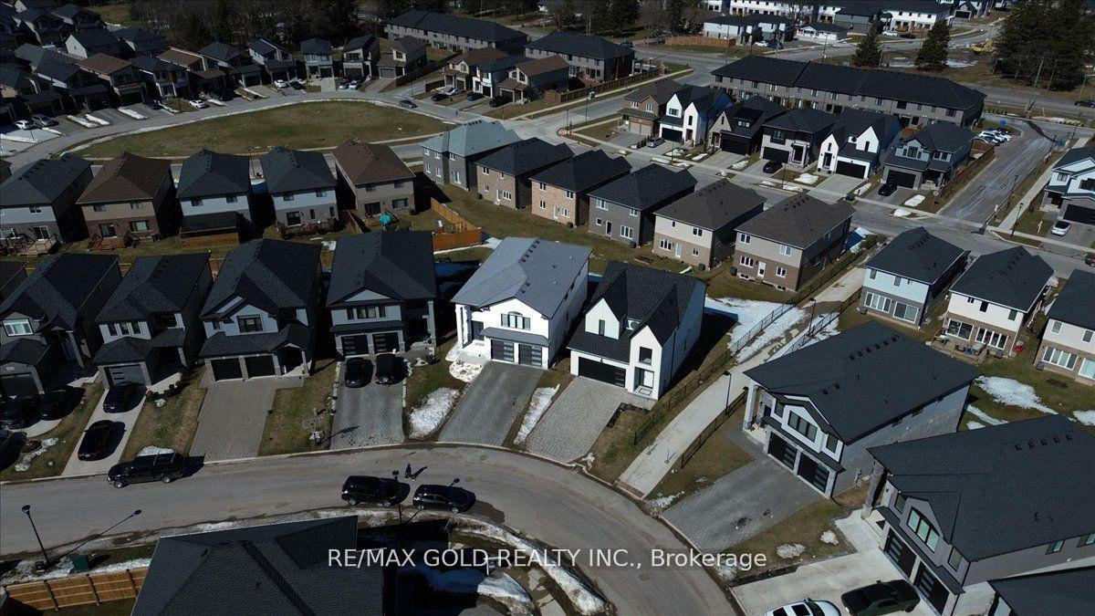Property Photo: 2880 Doyle Drive ON N6M 1G5