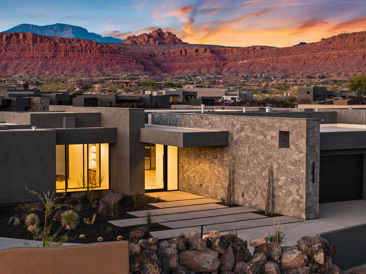 Property Photo:  2643 W Mesa Trails Way  UT 84770 