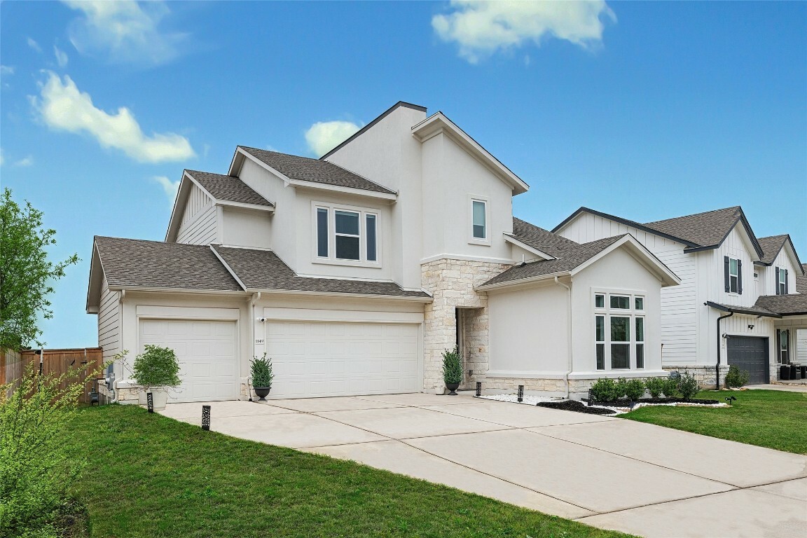 Property Photo: 1149 Sage Thrasher Circle TX 78620
