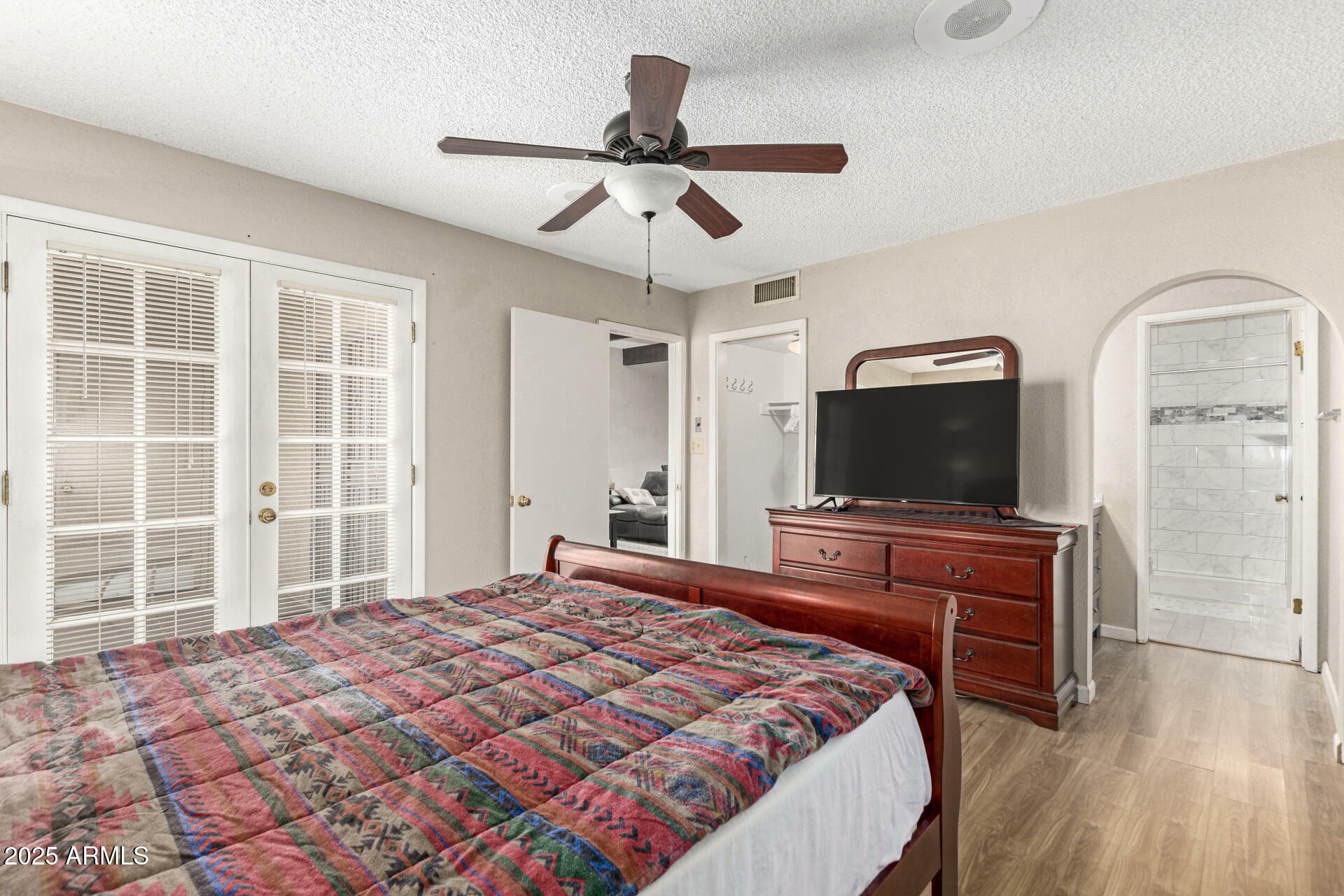 Property Photo: 1217 N Miller Road 32 AZ 85257
