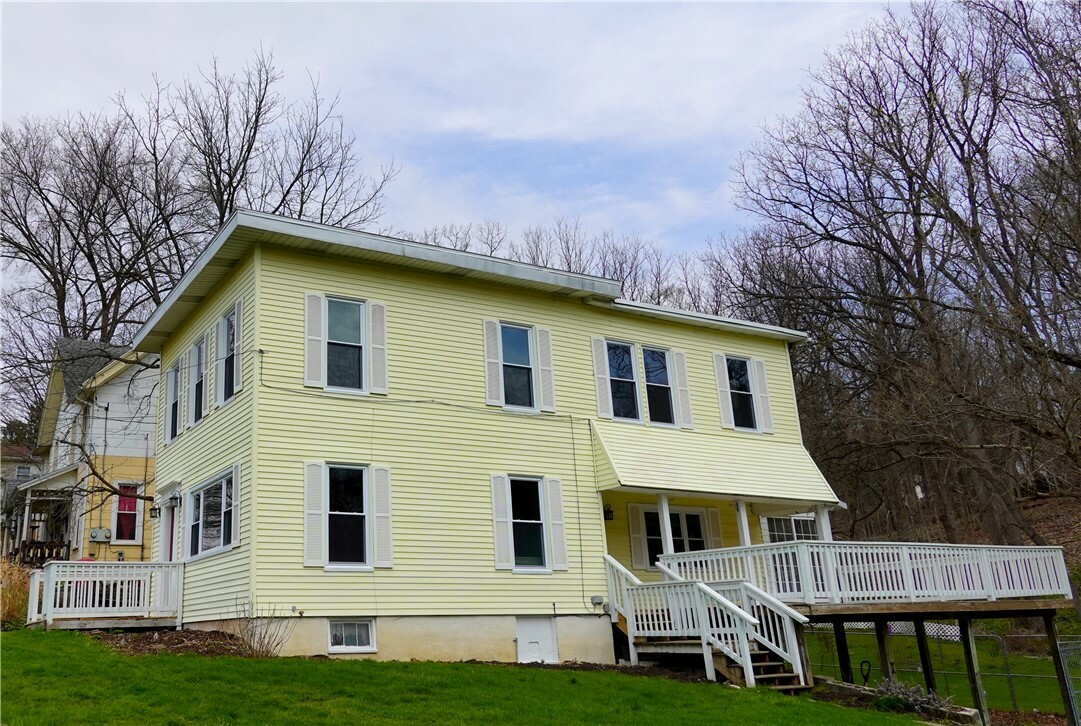 Property Photo: 107 Barrows Street NY 13073