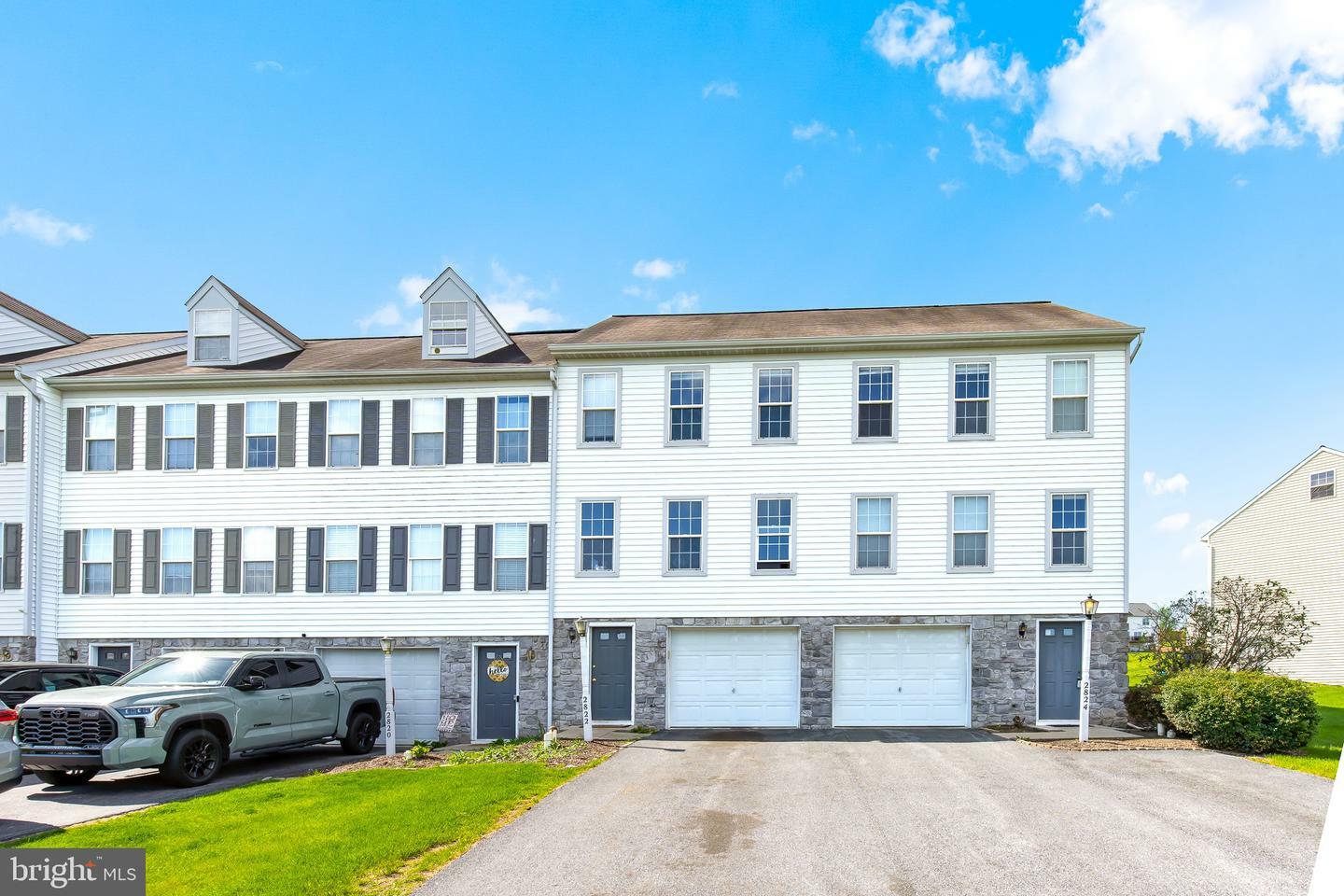Property Photo: 2822 Woodmont Drive PA 17404