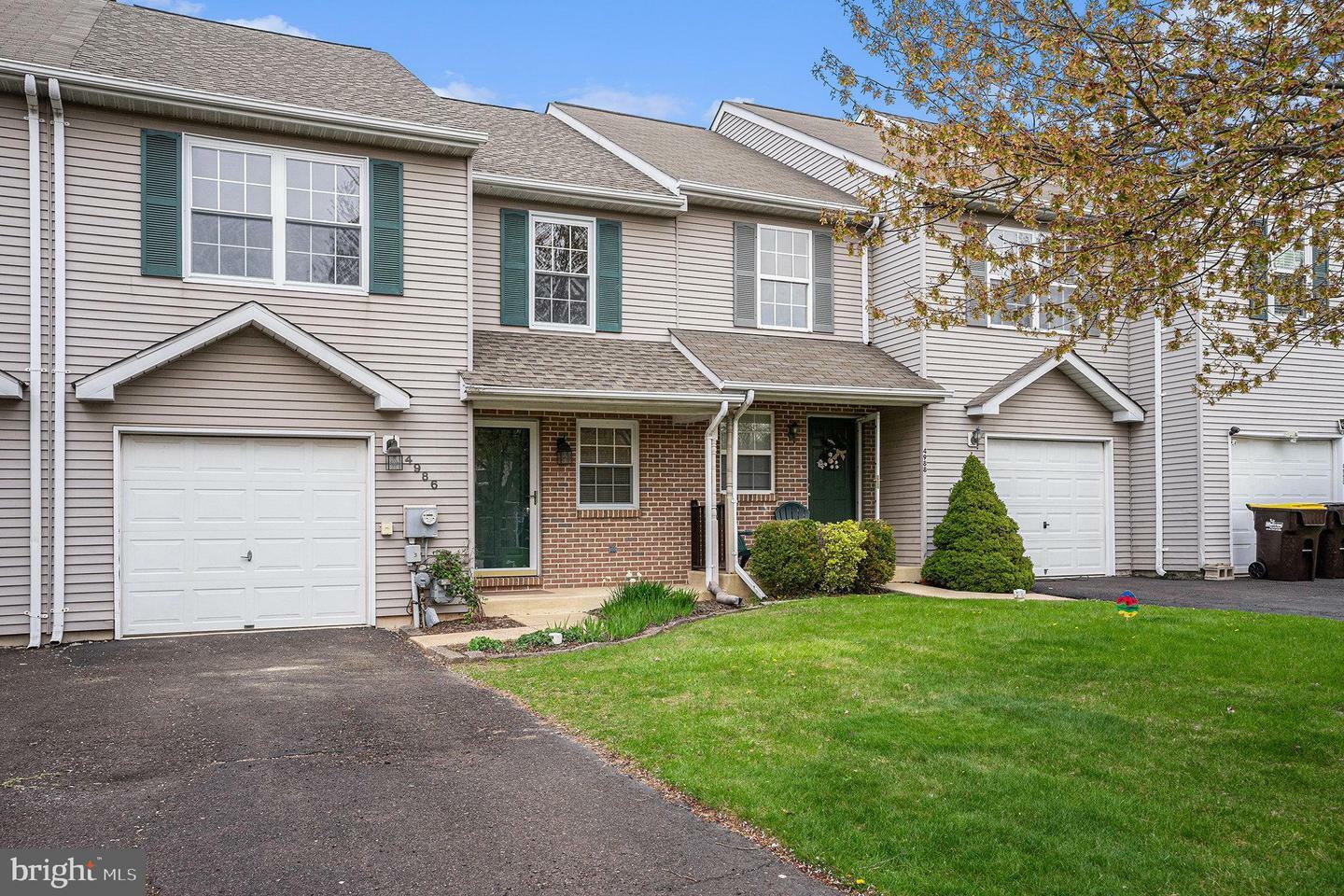 4986 Windy Meadow Court  Pipersville PA 18947 photo