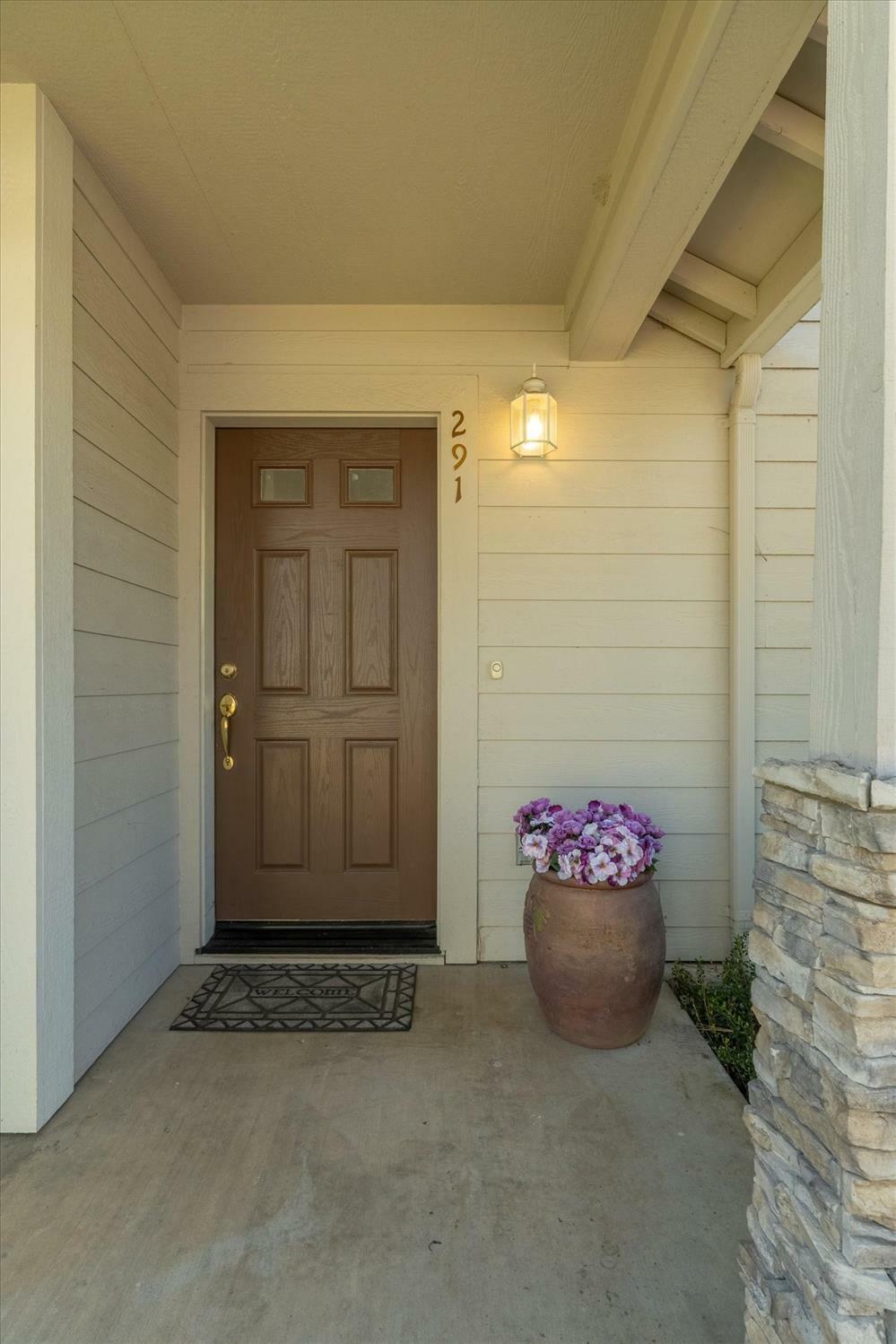 Property Photo: 291 Fairway Village Drive CA 95247