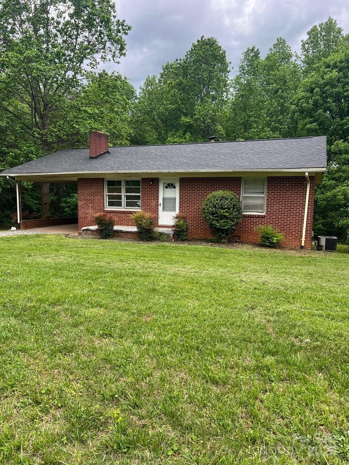 Property Photo:  755 Victory Grove Church Road  NC 28092 