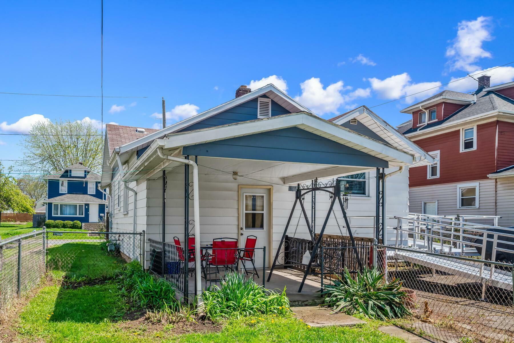 Property Photo: 519 Oak Street OH 43302
