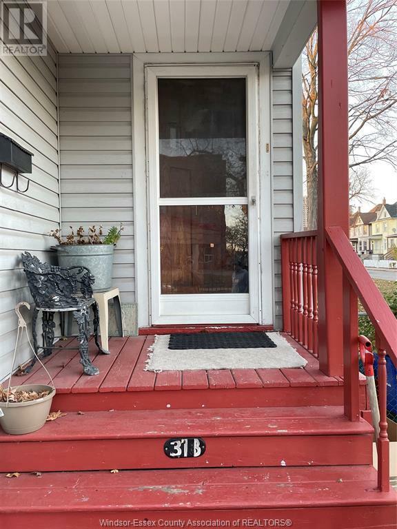 Property Photo: 318 Elliott Street West ON N9A 5Z1