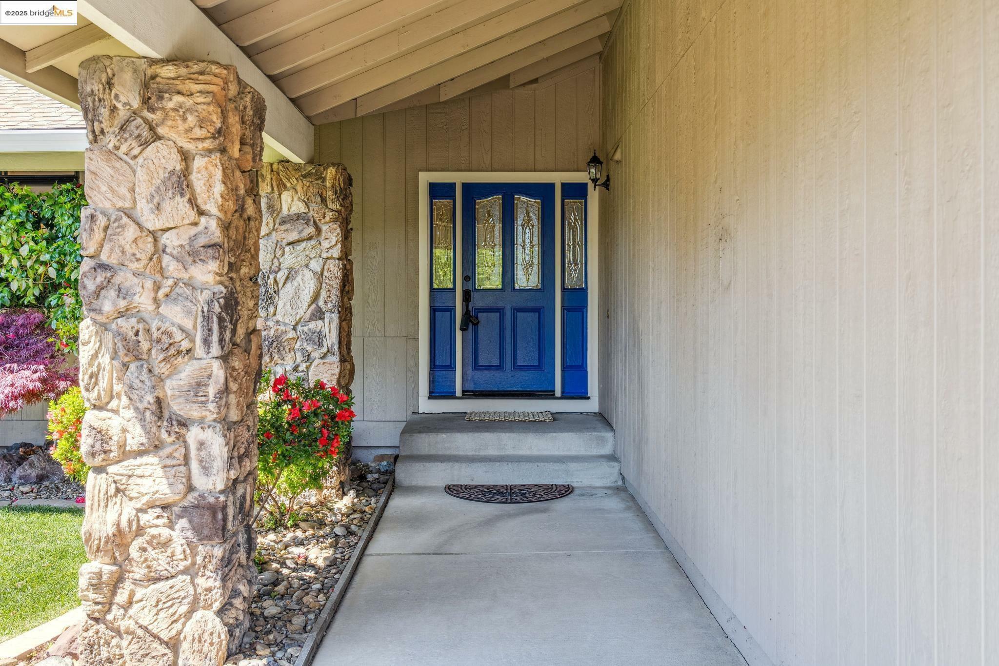 Property Photo: 267 Duperu CA 94525