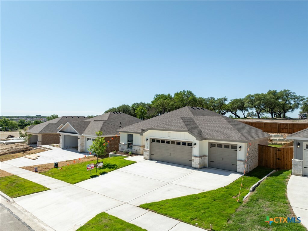 Property Photo: 1210 Victory Ranch Trail TX 76542