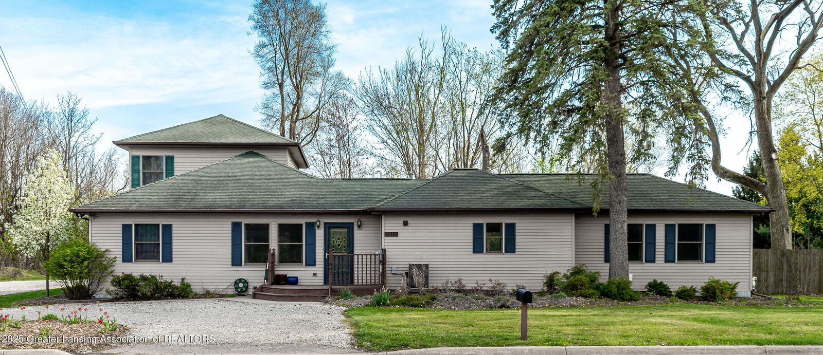 Property Photo:  2870 E Coleman Road  MI 48823 