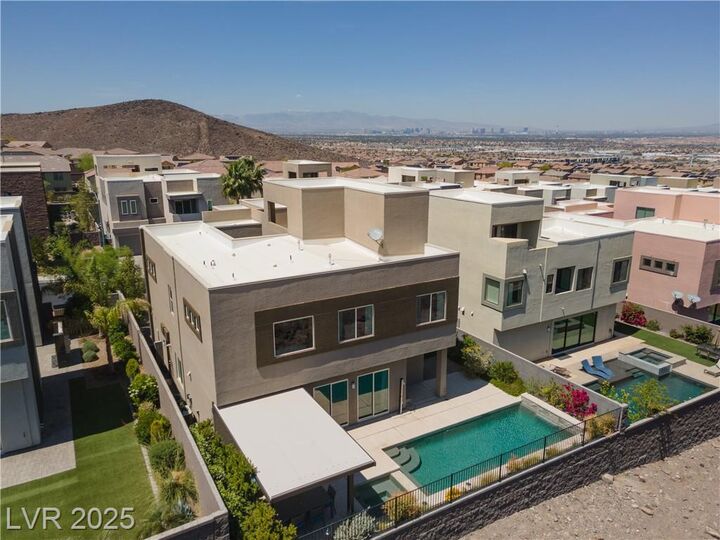 292 Crimson Edge Street  Henderson NV 89012 photo