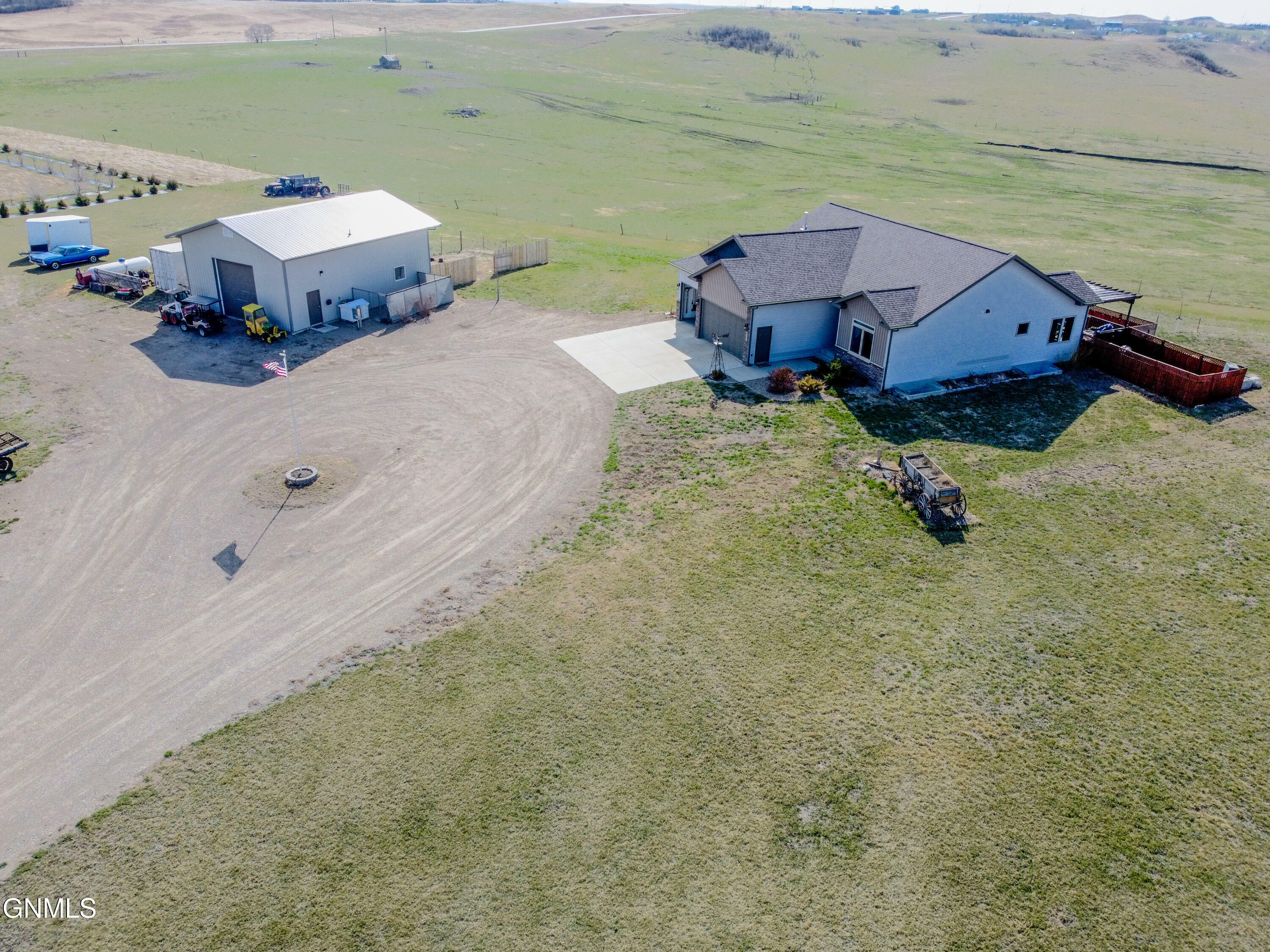 Property Photo: 2467 Labrador Drive ND 58554