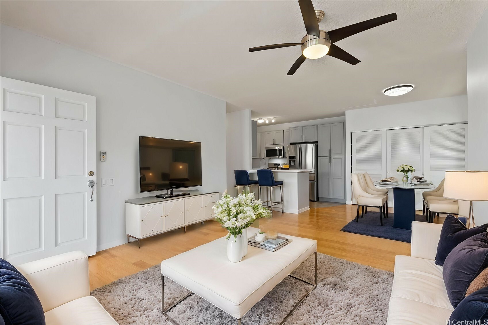 Property Photo: 91-534 Puamaeole Street 48T HI 96706
