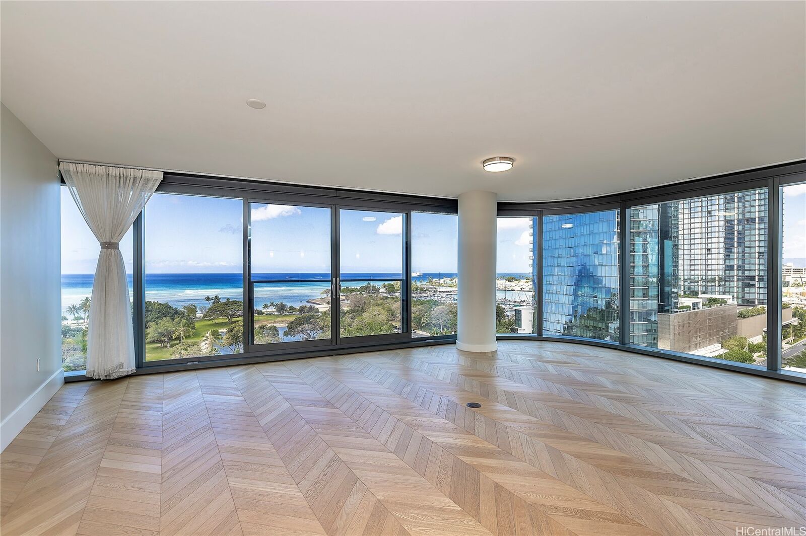Property Photo:  1108 Auahi Street 1001  HI 96814 
