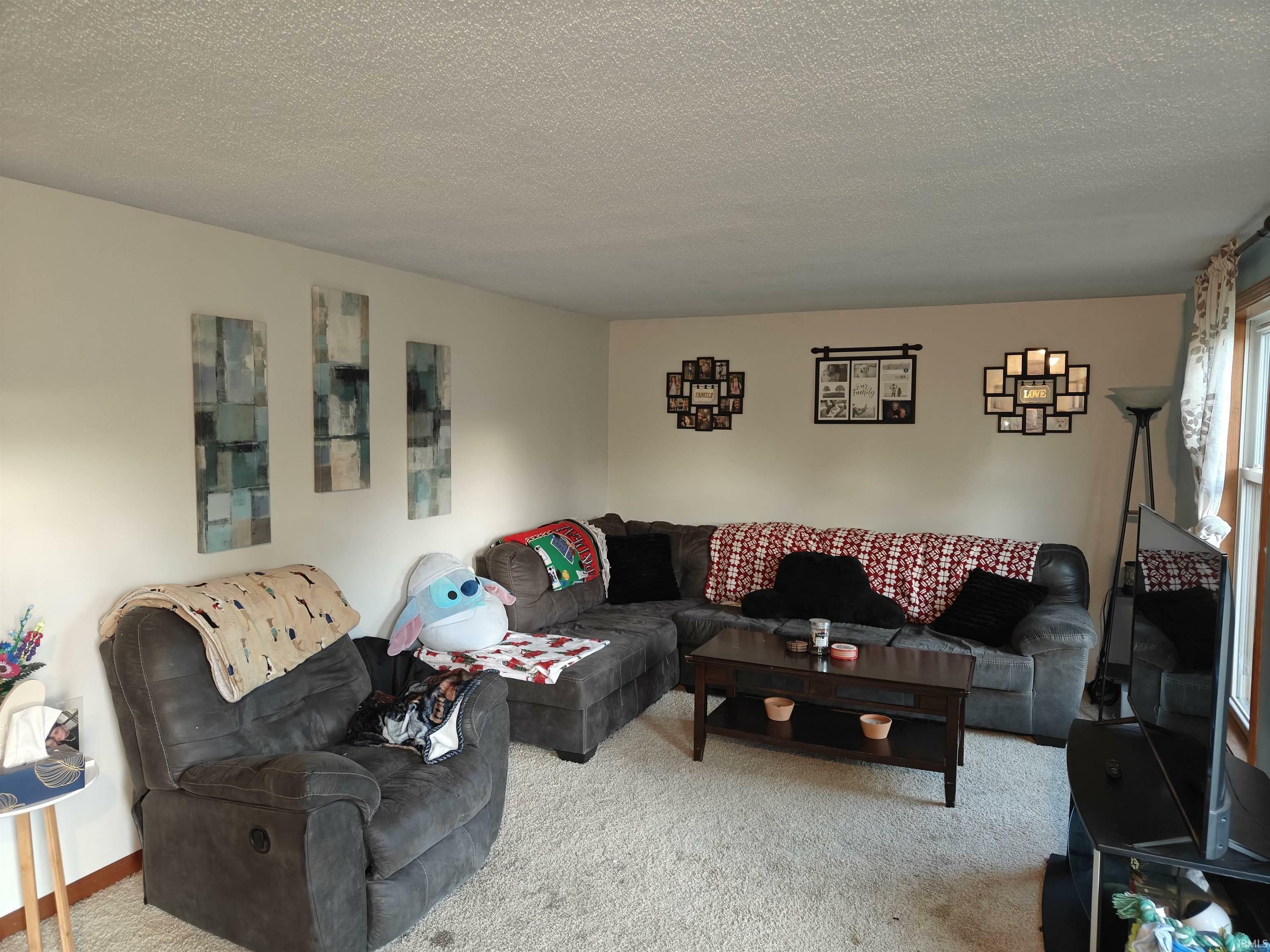 Property Photo: 4004 Darwood Drive IN 46815-5215