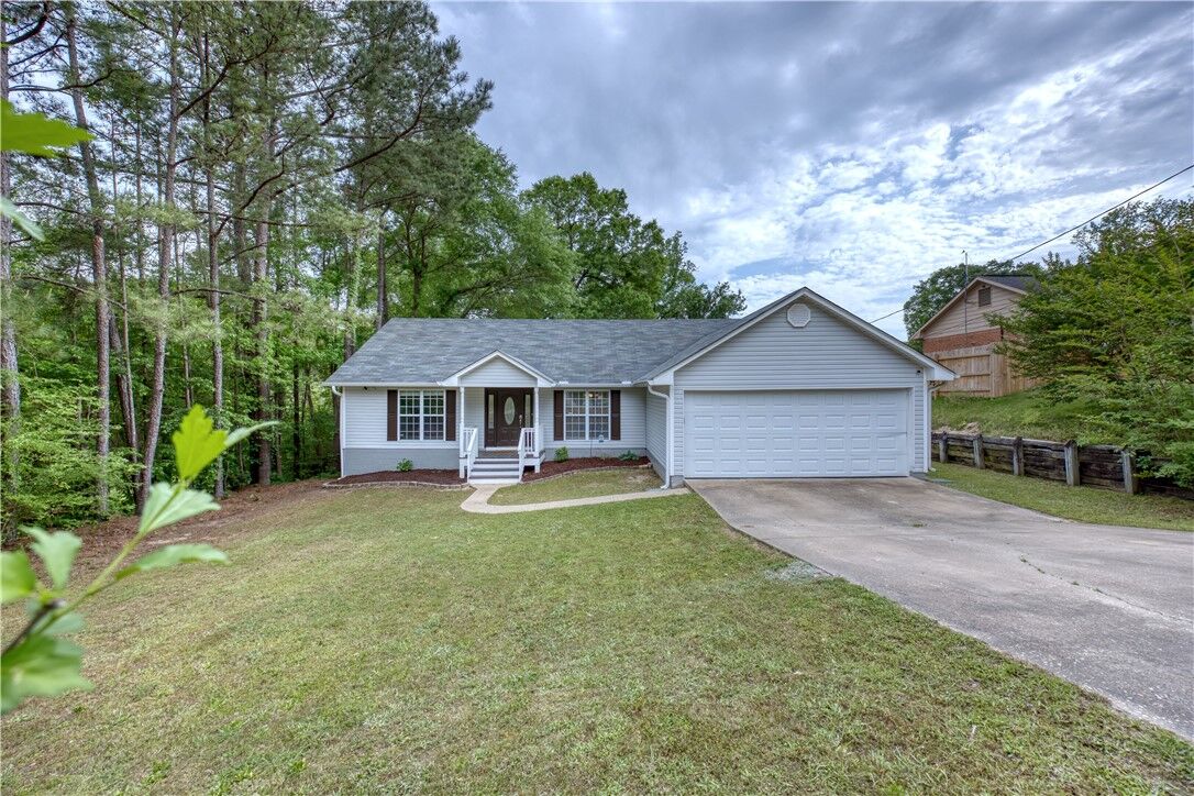 Property Photo: 46 Lee Road 538 AL 36870