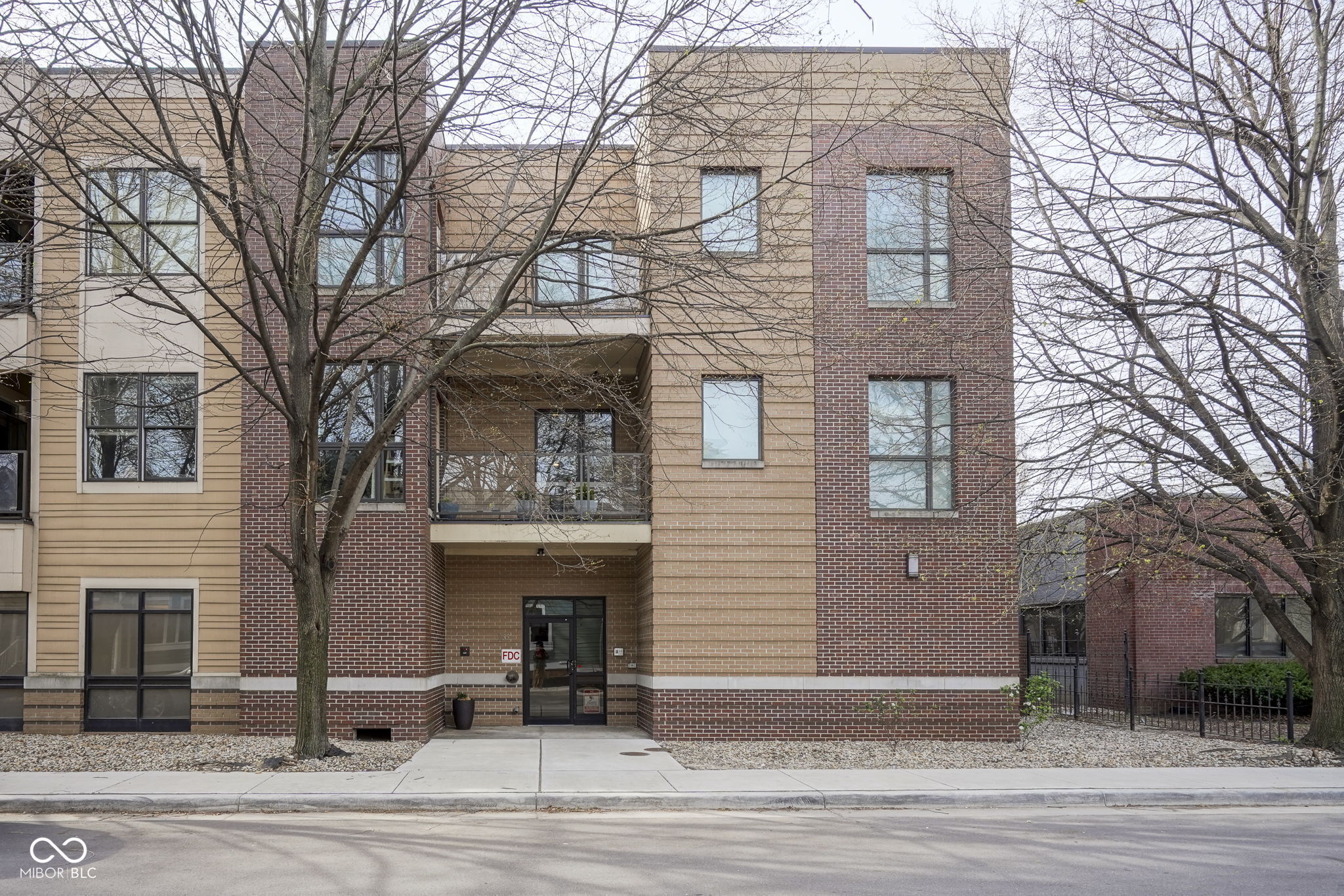 233 E Saint Joseph Street 2G  Indianapolis IN 46202 photo