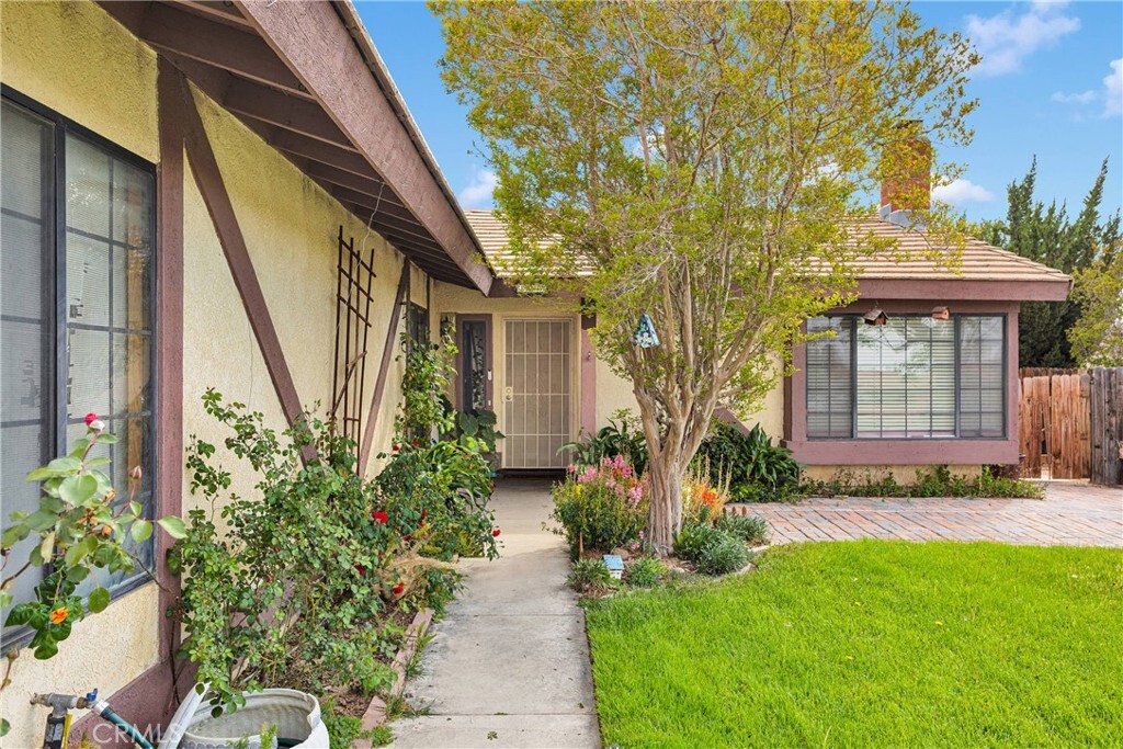 Property Photo: 15197 Mesquite Place CA 92394