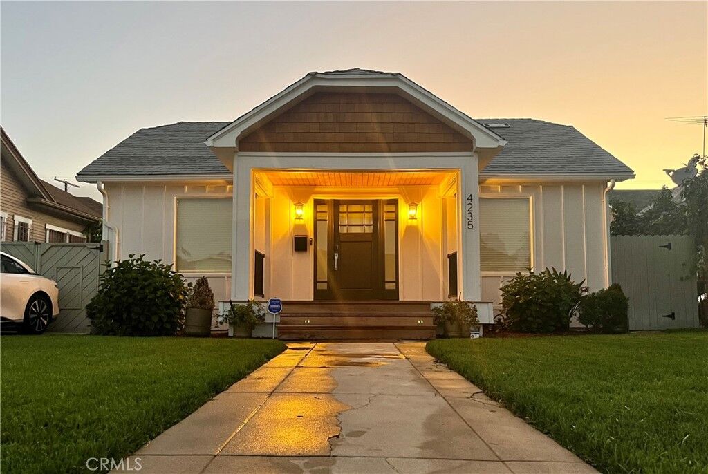 Property Photo:  4235 S Budlong Avenue  CA 90037 