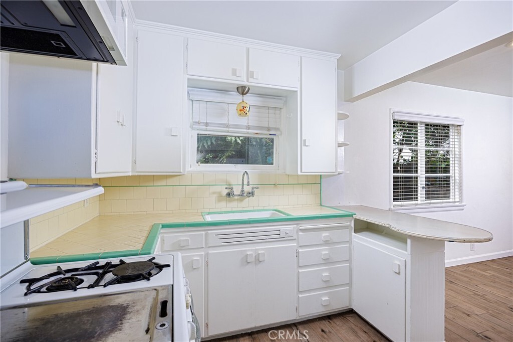 Property Photo:  370 Loma Terrace C  CA 92651 