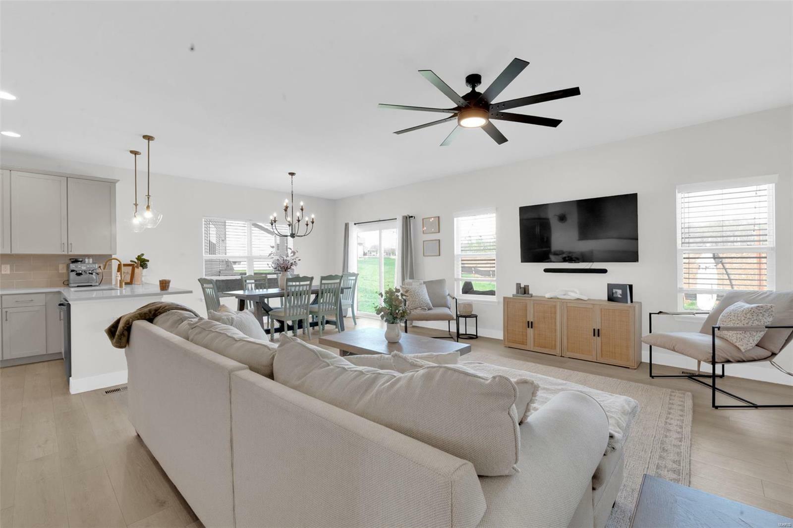 Property Photo: 4 Independence Ridge Court MO 63348