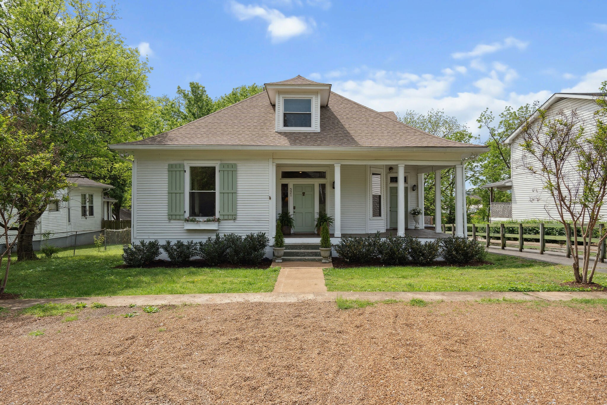 321 Elberta St  Nashville TN 37210 photo