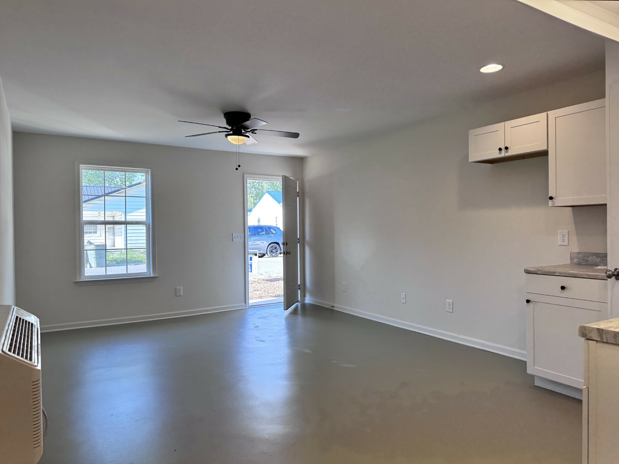Property Photo: 513 5th St TN 38464