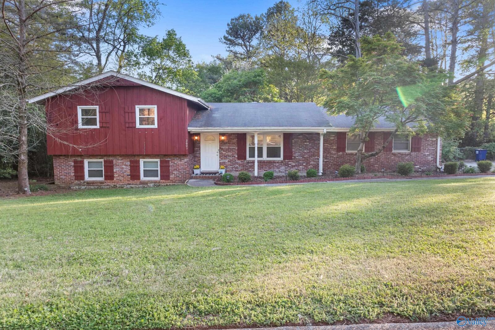 Property Photo: 2603 Scenic View Drive AL 35810