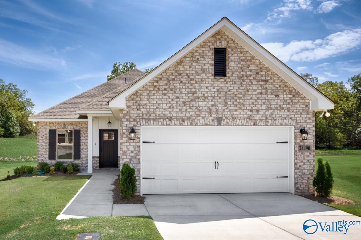 Property Photo: 24490 Colorado Lane AL 35611