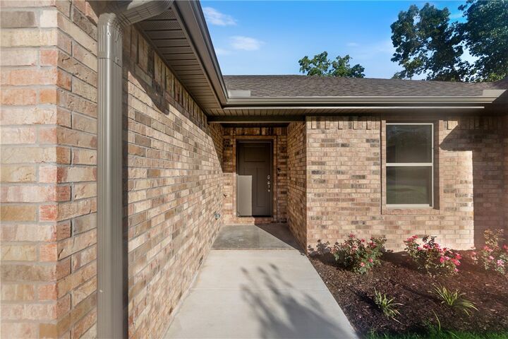 Property Photo:  34 Brierfield Lane  AR 72714 