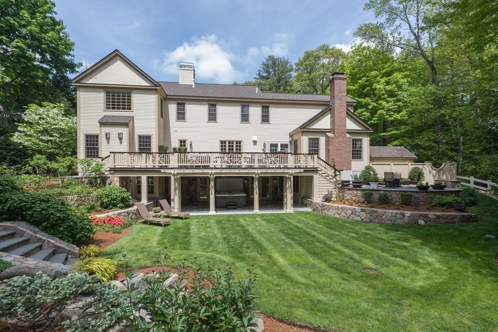 Property Photo:  4 Prescott Ln  MA 02493 