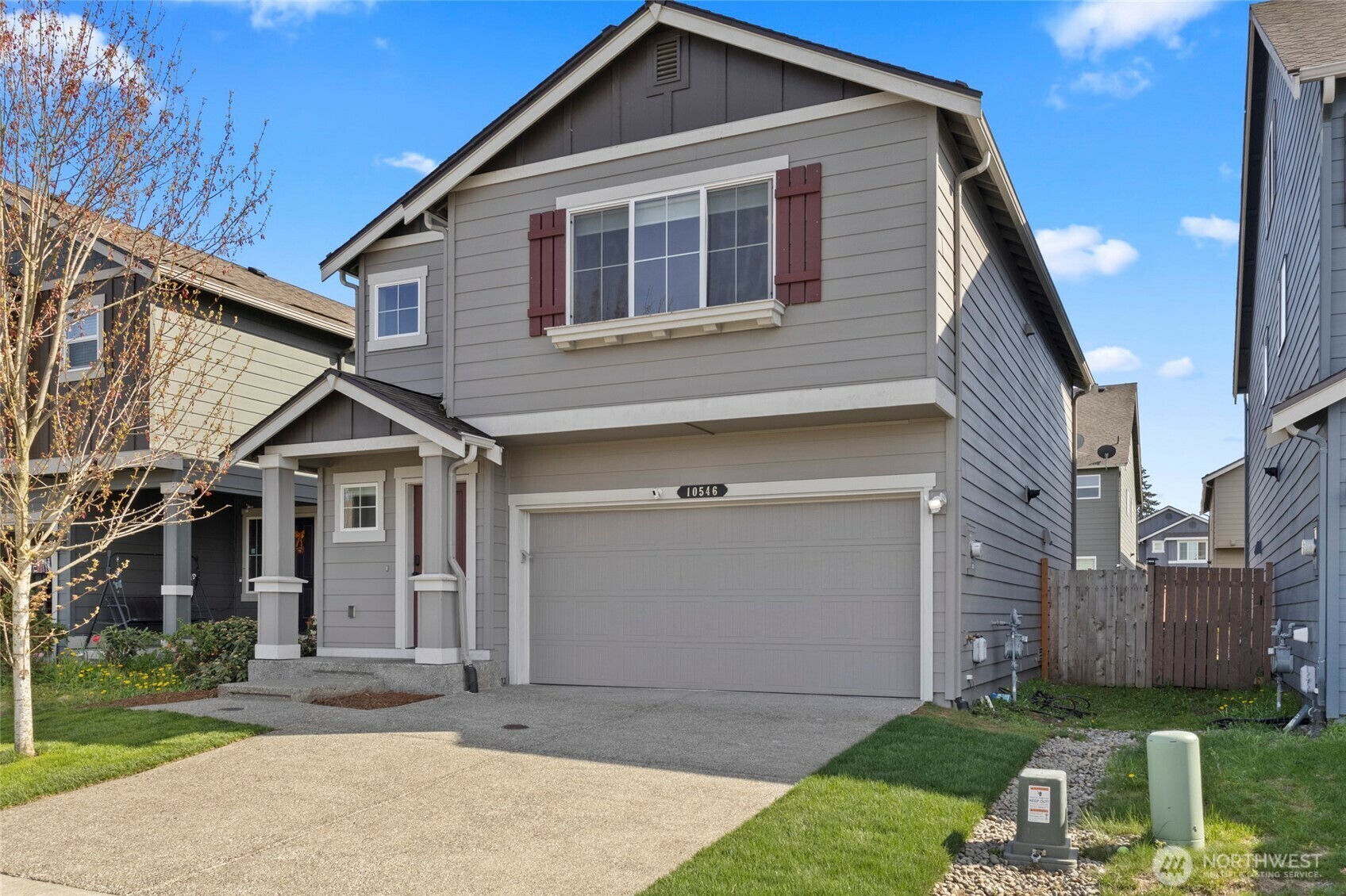 10546  189th St E  Puyallup WA 98374 photo