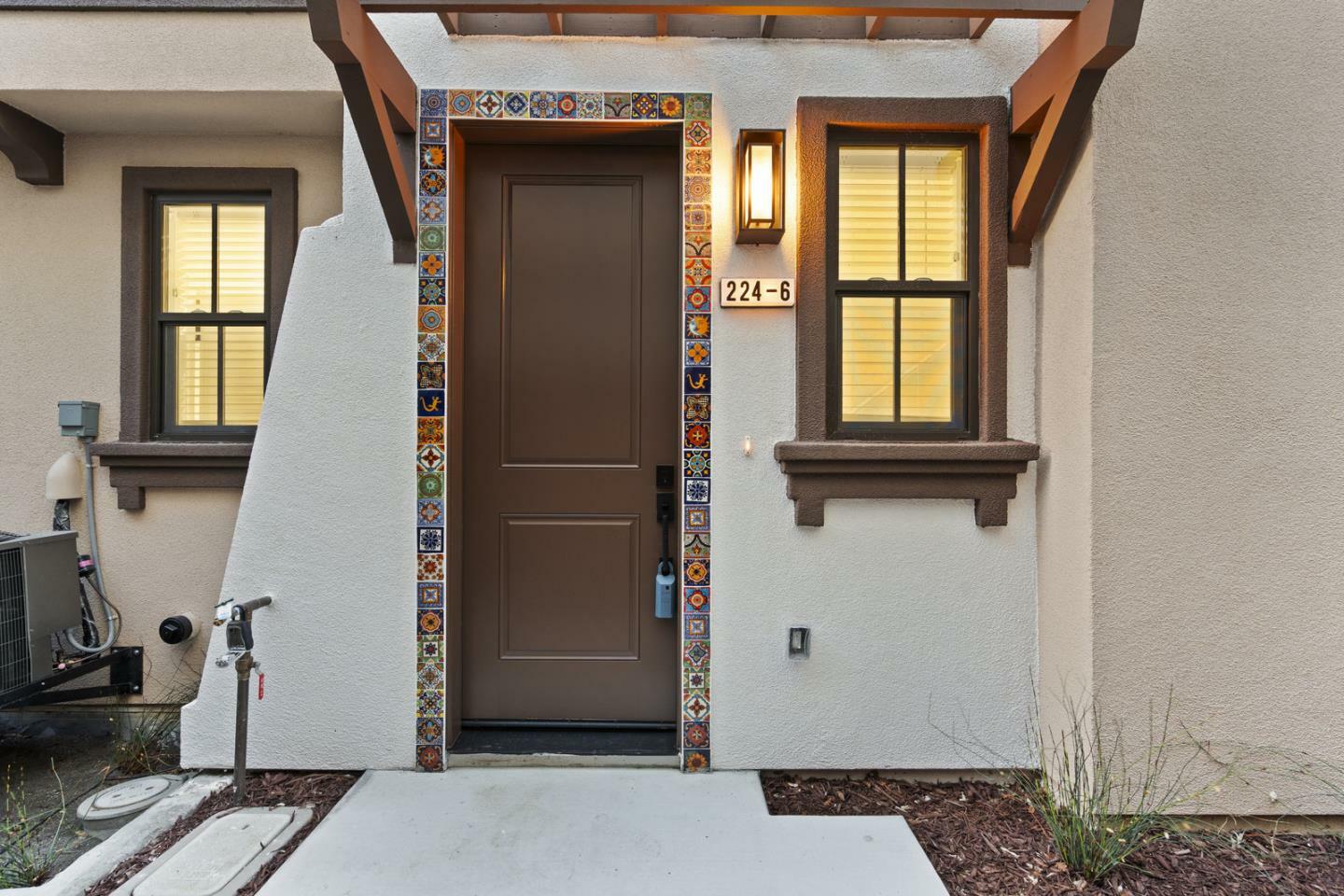 Property Photo: 224 Carroll Street 6 CA 94086