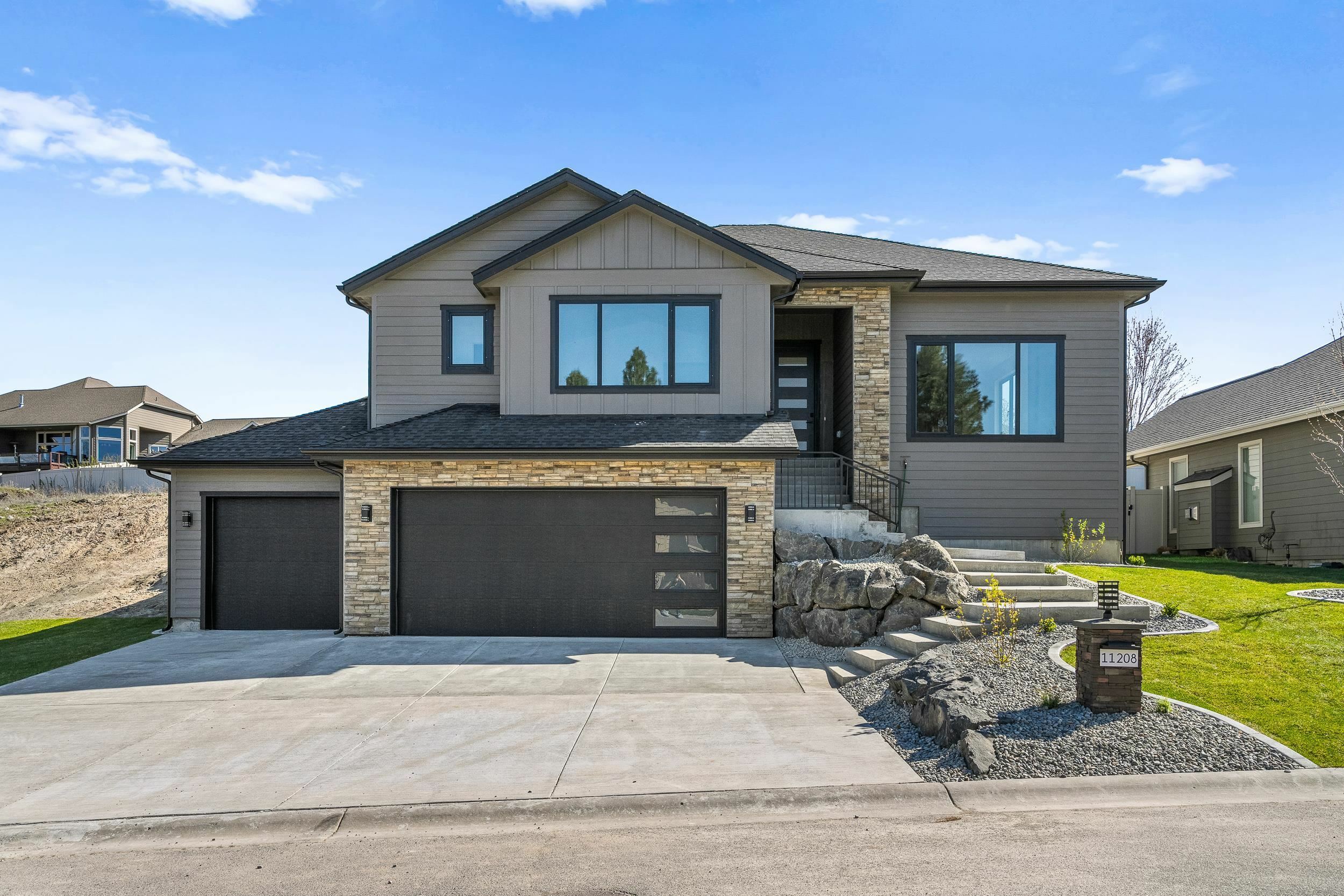 Property Photo:  11208 E Rimrock Ln  WA 99206 