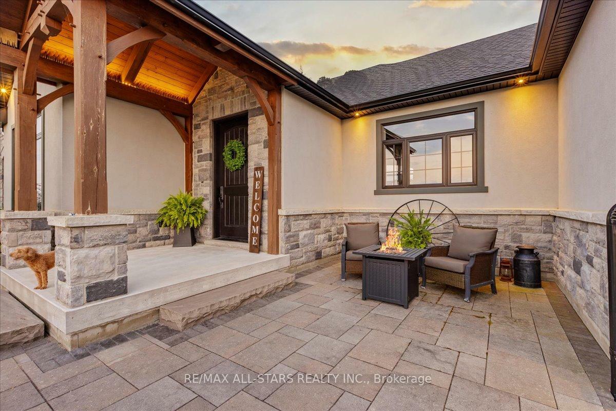 Property Photo: 247 Ravencrest Road ON L0E 1R0