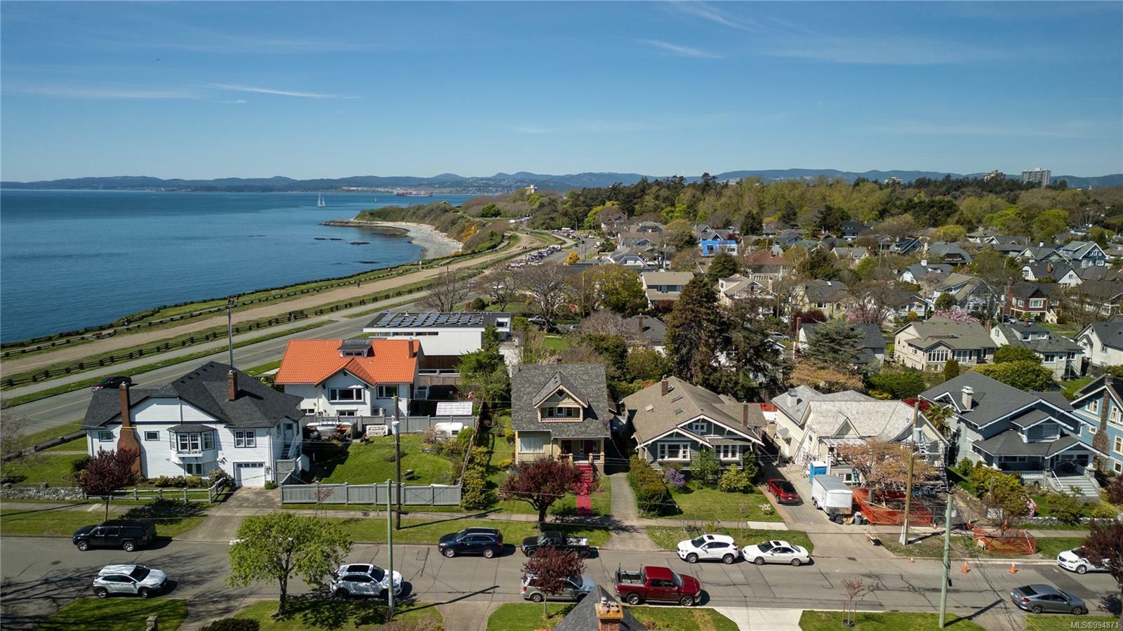 Property Photo: 16 Howe St BC V8V 4K3