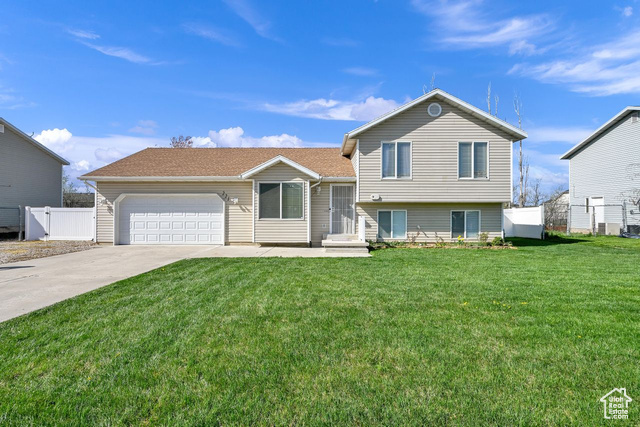 Property Photo: 221 E Brookmeadow Dr UT 84404