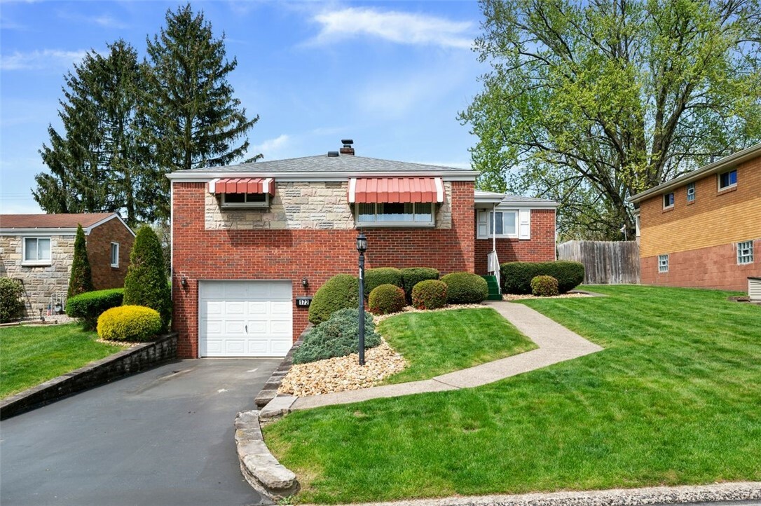 Property Photo:  172 Eileen  PA 15227 