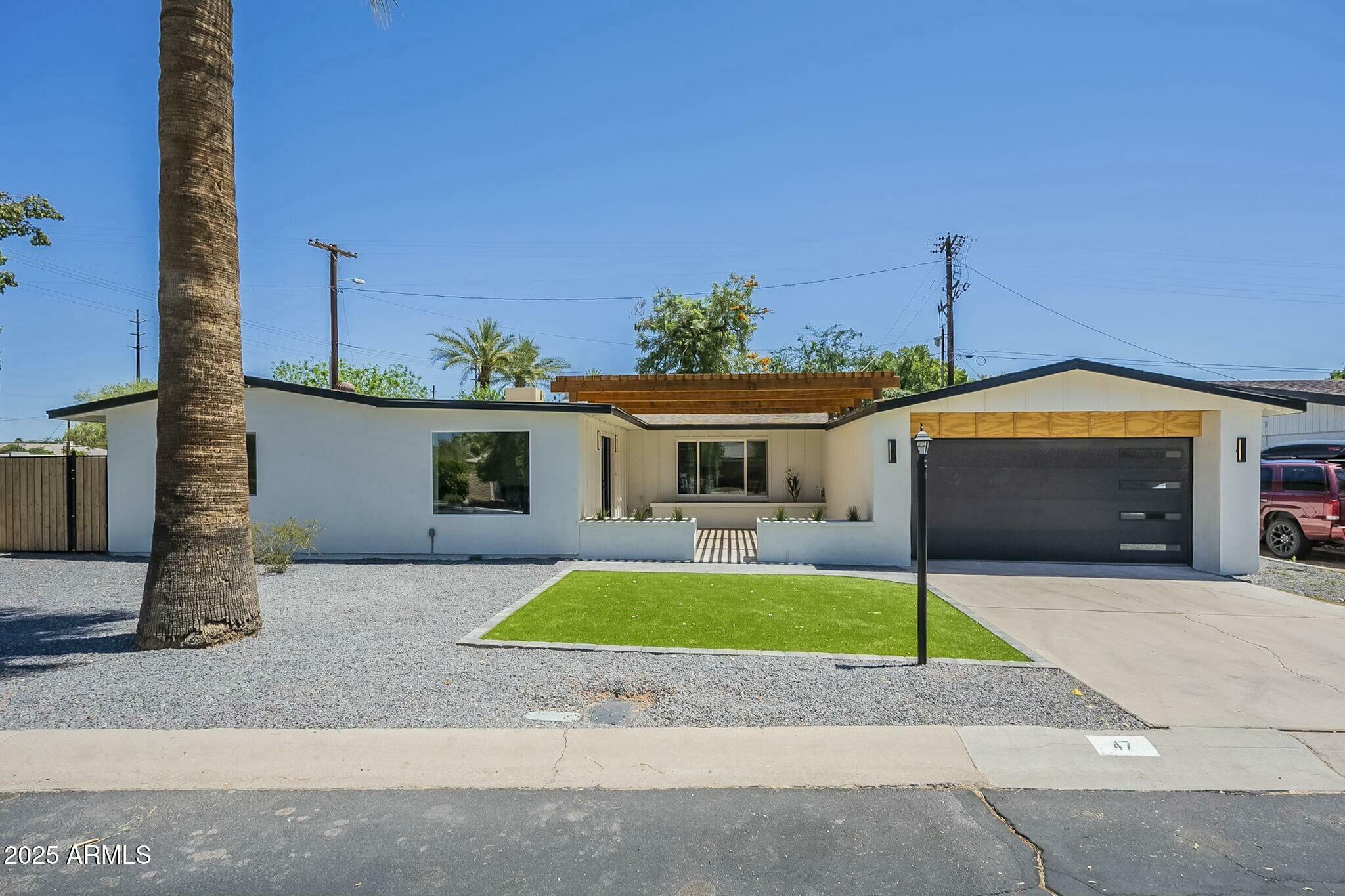 Property Photo: 47 Spur Circle AZ 85251