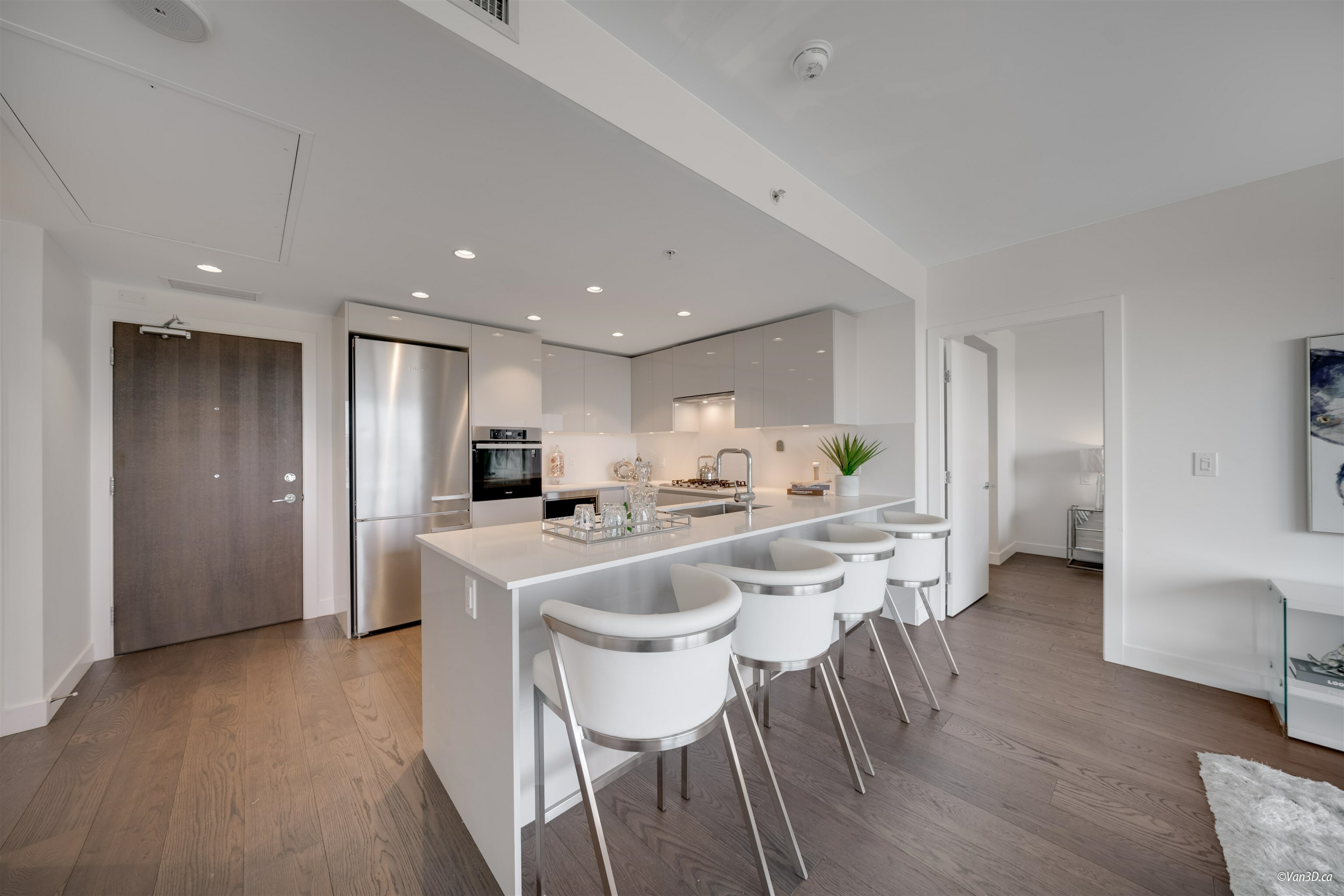 Property Photo: 5788 Gilbert Road 903 BC V6X 1B7