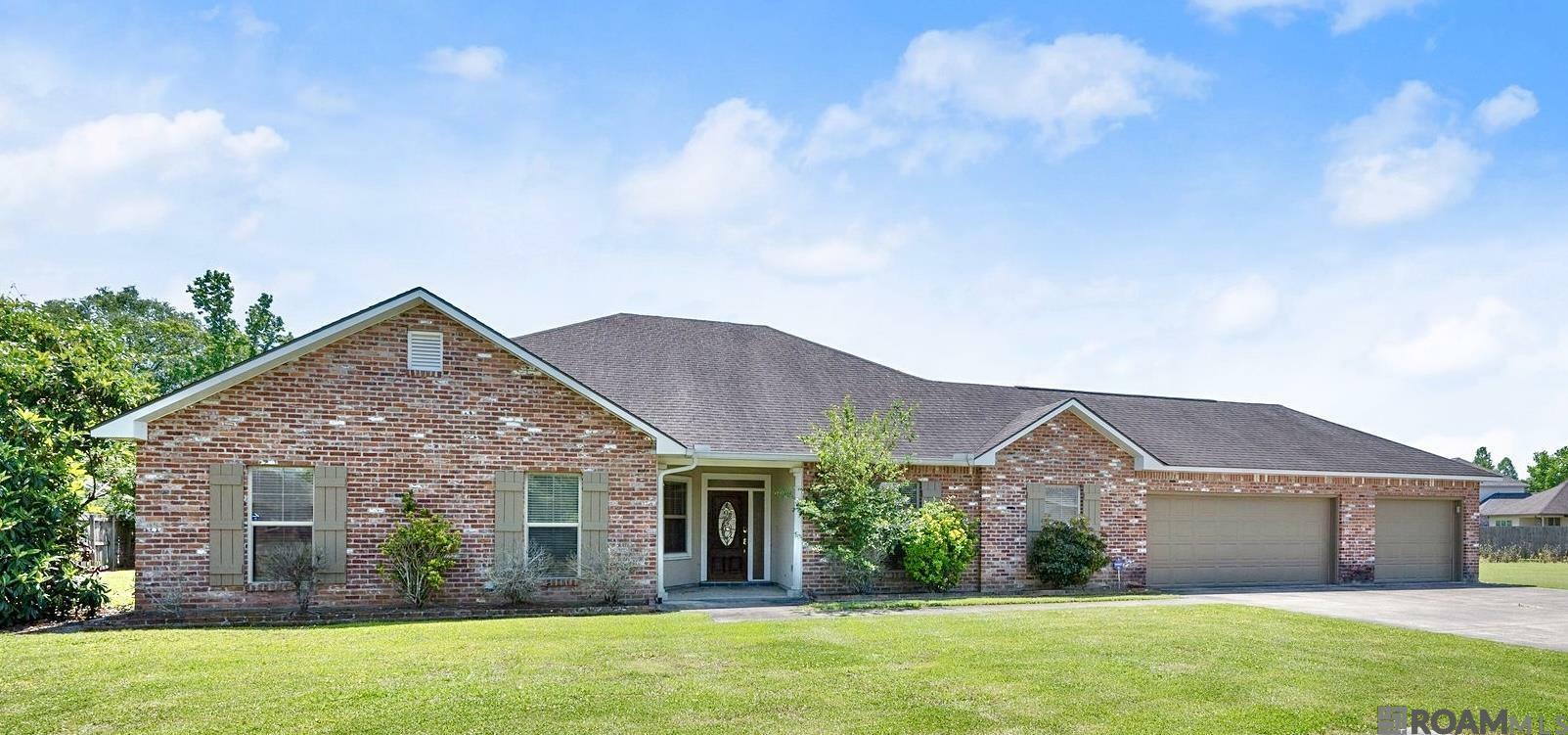 38251 Charleston Rd  Prairieville LA 70769 photo