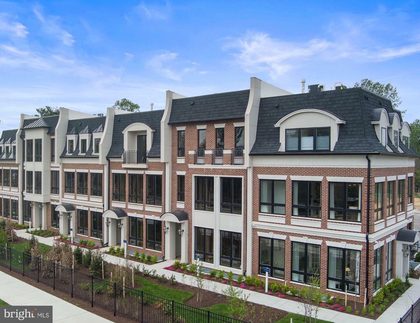 1620 Chain Bridge Road  McLean VA 22101 photo