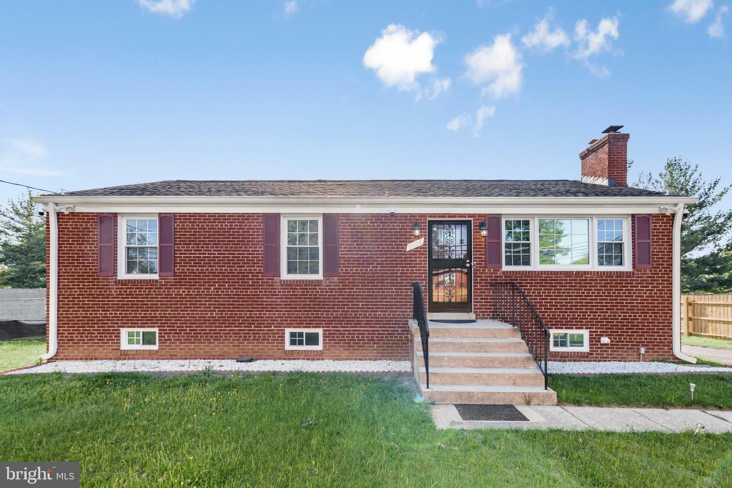 Property Photo: 2124 Weber Drive MD 20747