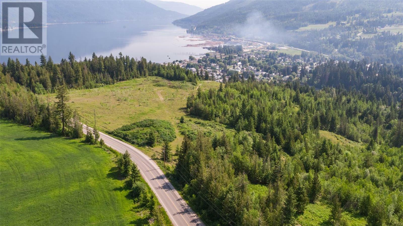Property Photo: 6810 Park Hill Road Road Northeast Pl7 BC V0E 1K0