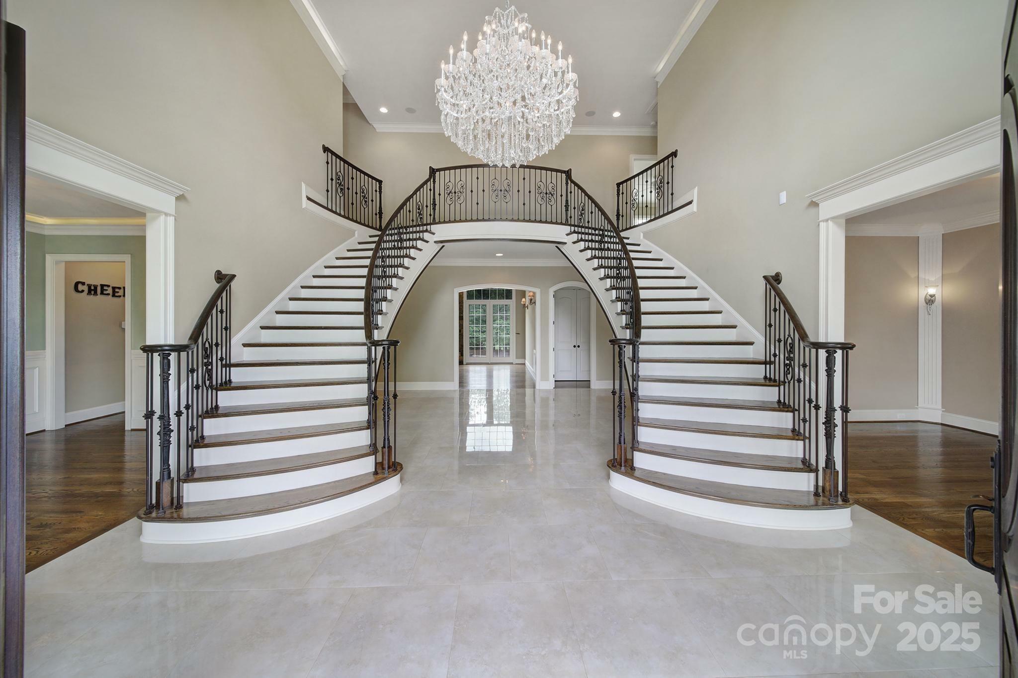 Property Photo: 802 Capington Lane NC 28173