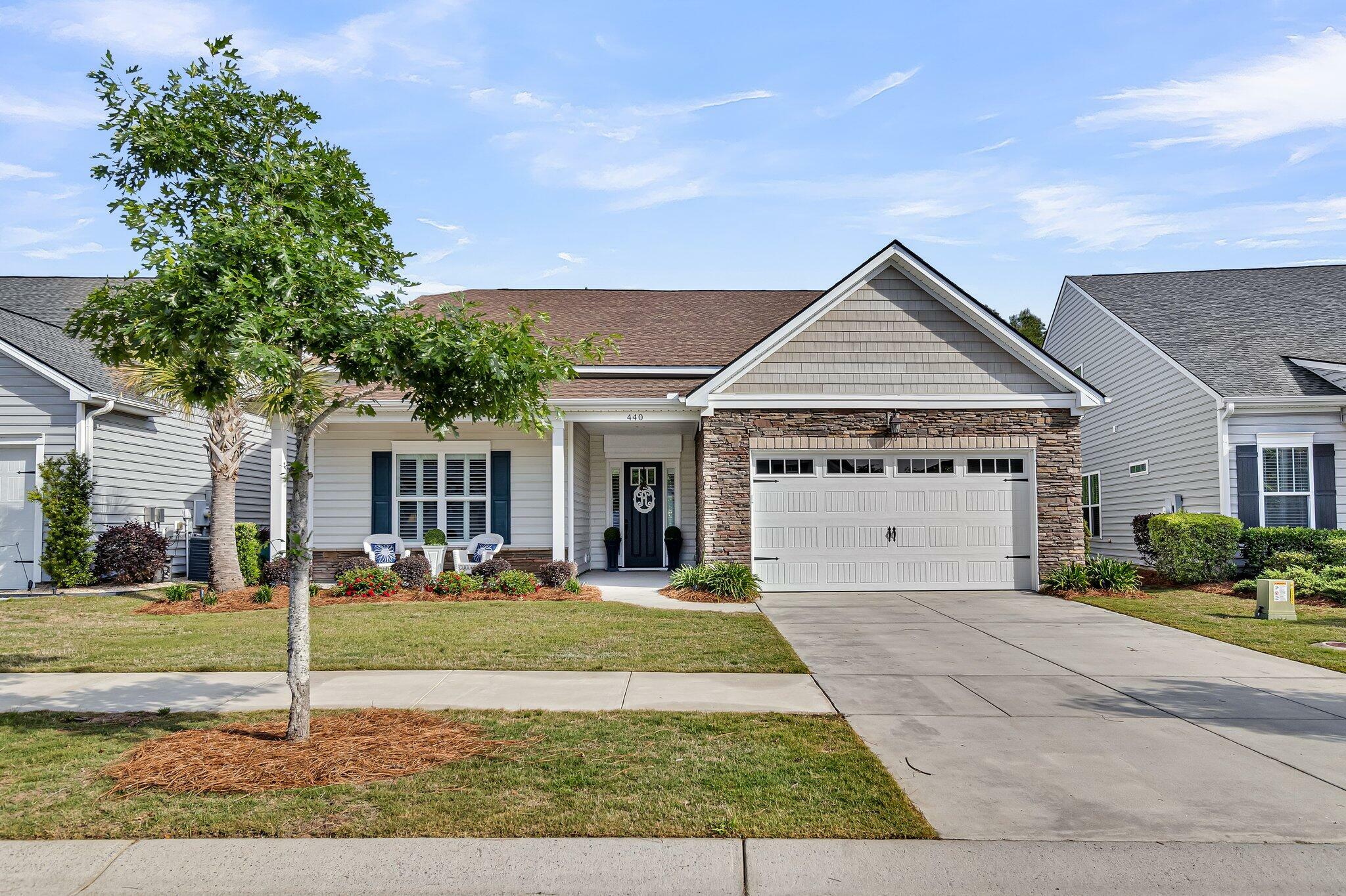Property Photo: 440 Four Seasons Boulevard SC 29486