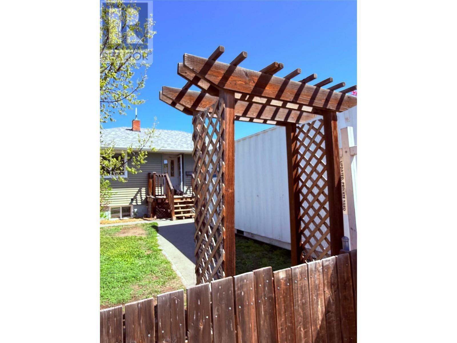 370 Mulberry Avenue  Kamloops BC V2B 2R1 photo
