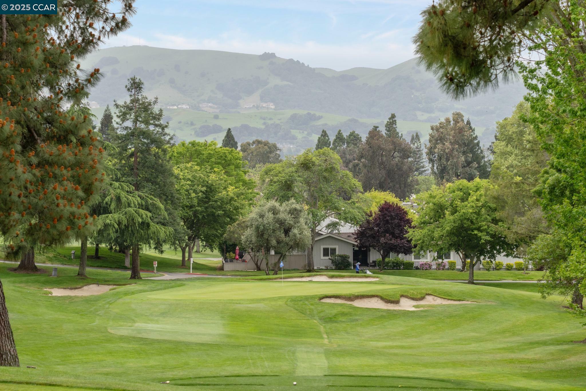 Property Photo: 2105 Myrtle Beach Ln CA 94526