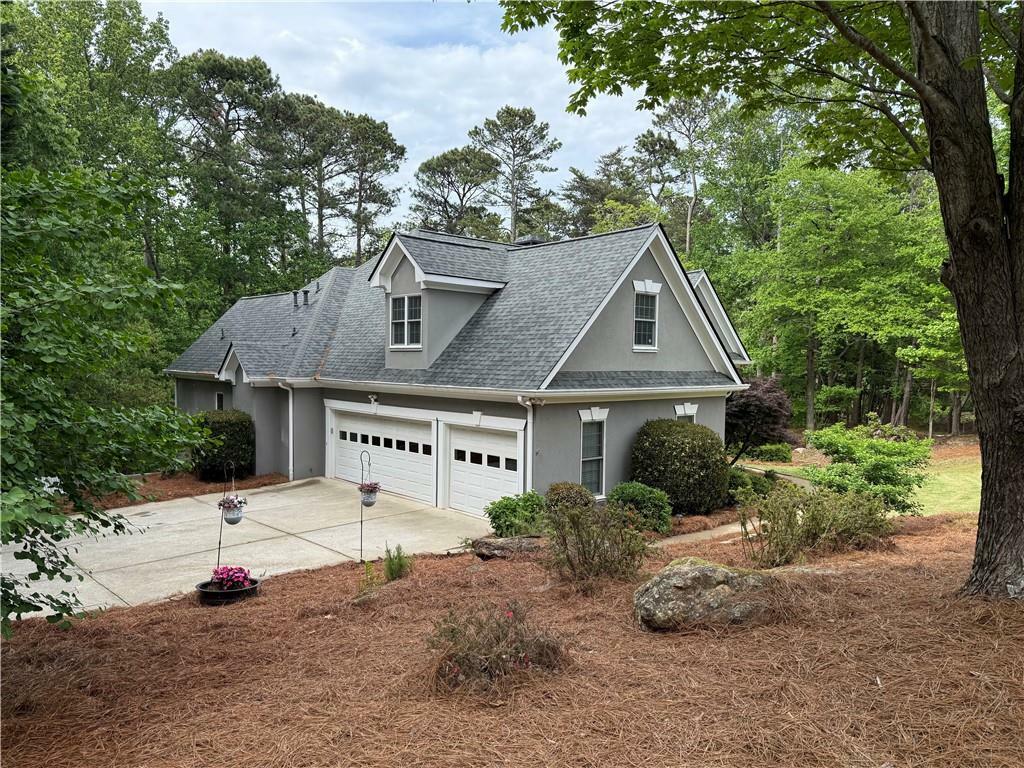 Property Photo: 6608 Sweetwater Point GA 30542